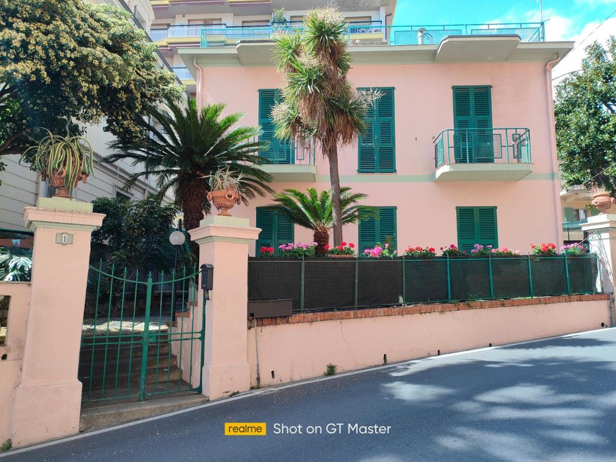 Villa Arcobaleno Rondò Garibaldi Sanremo Exterior foto