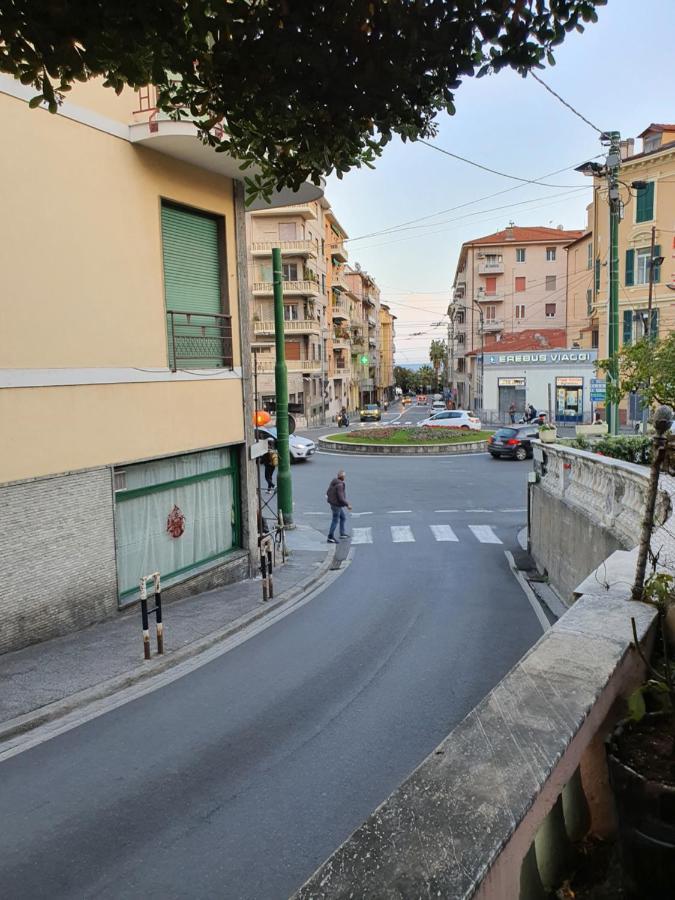 Villa Arcobaleno Rondò Garibaldi Sanremo Exterior foto